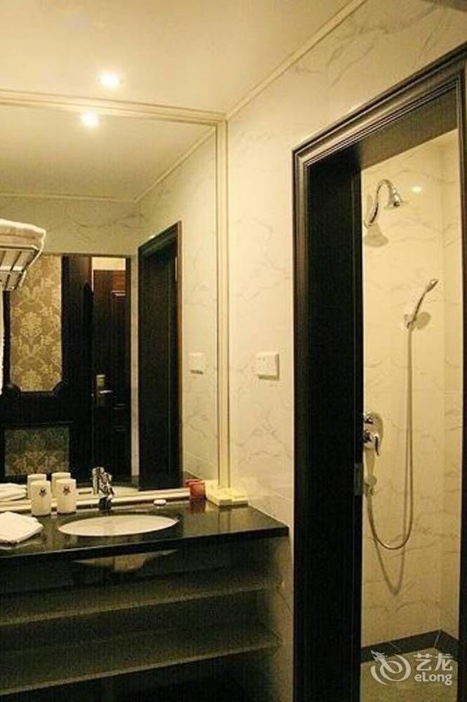 Big Apple Hotel Shantou Zewnętrze zdjęcie